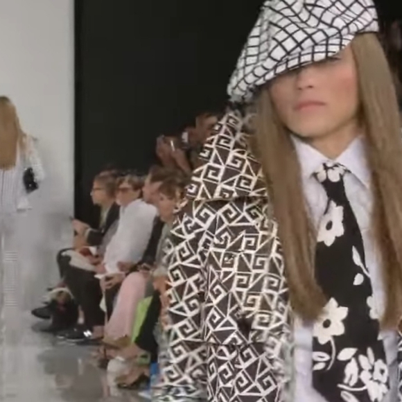 Ralph Lauren Heels: Spring 2014 Runway Show Print-Size 9.5 (40B) - Picture 4 of 9